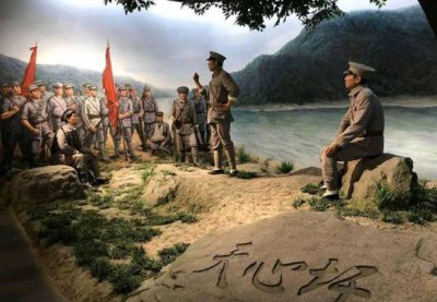 ​他与朱老总是金兰之交，保护革命火种，晚年却遭人暗杀