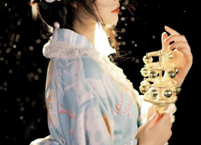 ​老婆出轨怎样处理，老婆出轨，应如何处理？