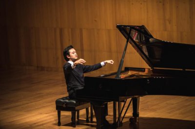 ​动漫钢琴改编“第一人”Animenz 空降南宁！现场令人惊叹