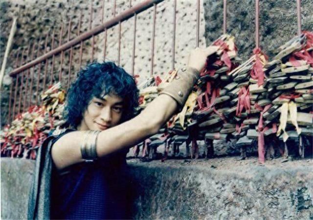 15年前,《风云雄霸天下》剧照,那个时候的演员真的太敬业了!