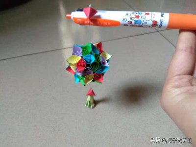 ​漂亮的樱花球折纸怎么折简单又好看？折法一点儿都不难，快来试试