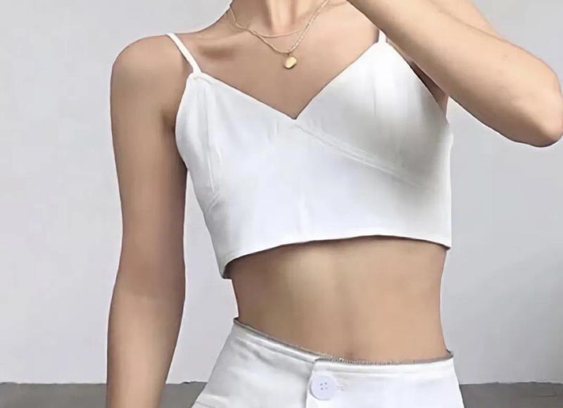 你好，夫妻之间因为家暴离婚如何申请赔偿