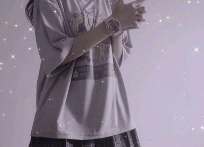 ​抱抱亲亲，为什么男生丁丁会流出透明液体