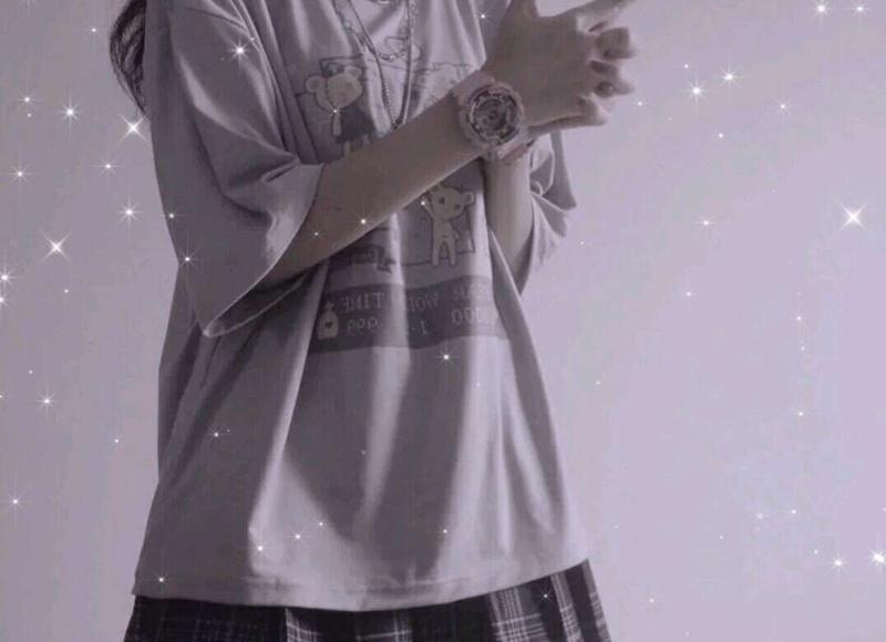 抱抱亲亲，为什么男生丁丁会流出透明液体