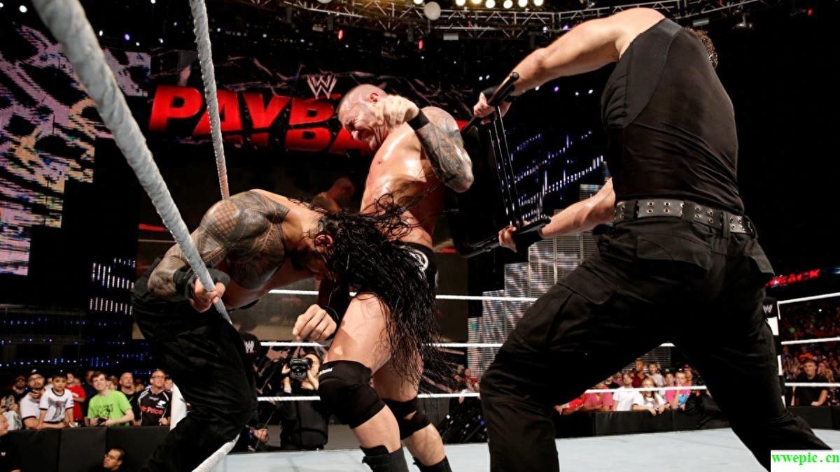 WWE的值得当兄弟的疯小子-迪安·安布罗斯