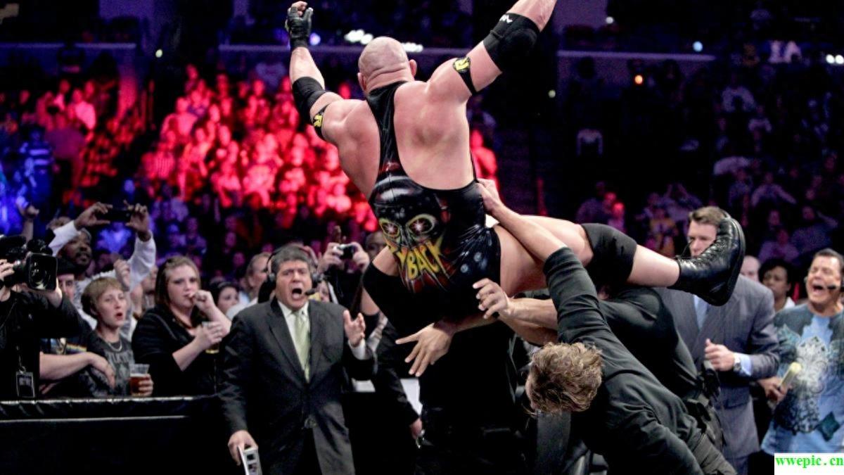 WWE的值得当兄弟的疯小子-迪安·安布罗斯