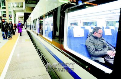 ​绵阳到重庆开通动车组啦