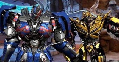 ​满满的IP爱！浅谈擎天柱与大黄蜂的故事