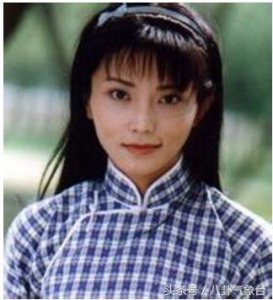 ​直击李钰葬礼现场，李冰冰哭红双眼送别挚友，男友汪雨悲痛欲绝