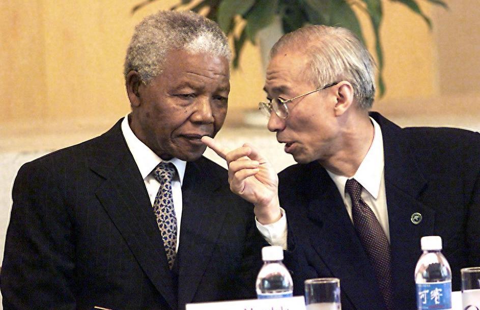 「光辉岁月」曼德拉的一生