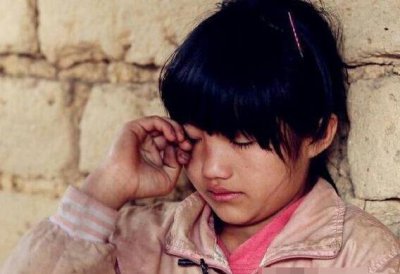 ​《变形记》农村娃入戏太深，向富爸爸要钱被拉黑，吴宗宏如何了