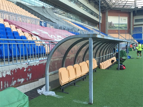 走进天津团泊足球场内场，感受专业球场氛围