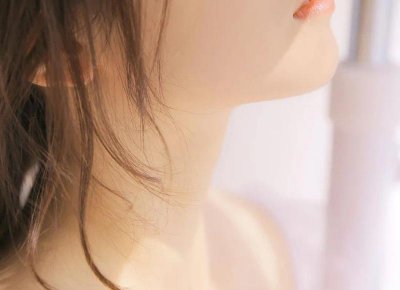 ​分手一个月怎么挽回前男友（如何挽回有新欢的前男友）