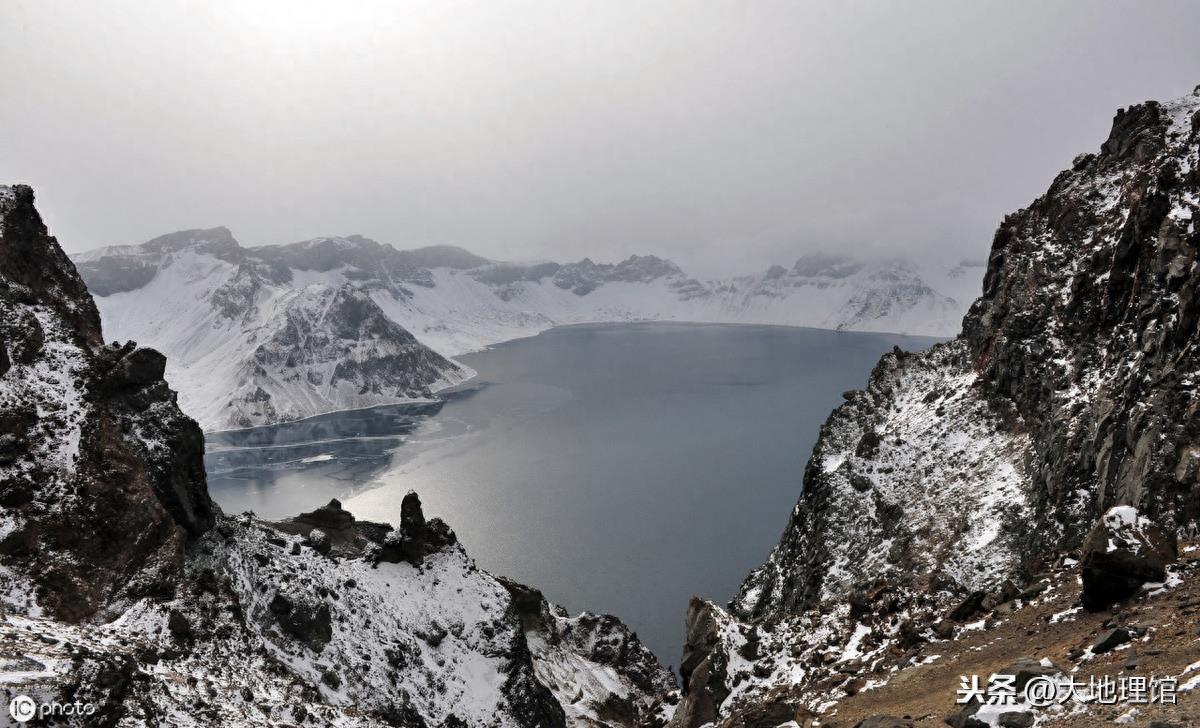 高清3D地图,俯瞰美丽的长白山天池