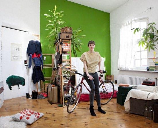 世界上不管是哪个国家，女生的闺房都是属于私人禁地