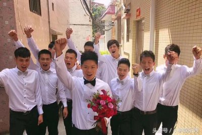 ​中国短跑名将苏炳添大婚，新娘满身黄金亮瞎眼