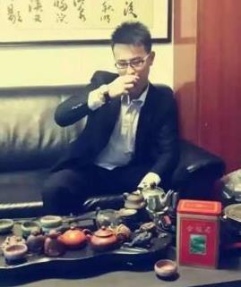 当年的非主流现状如何了?其实有的走向人生巅峰!有的成了大美女