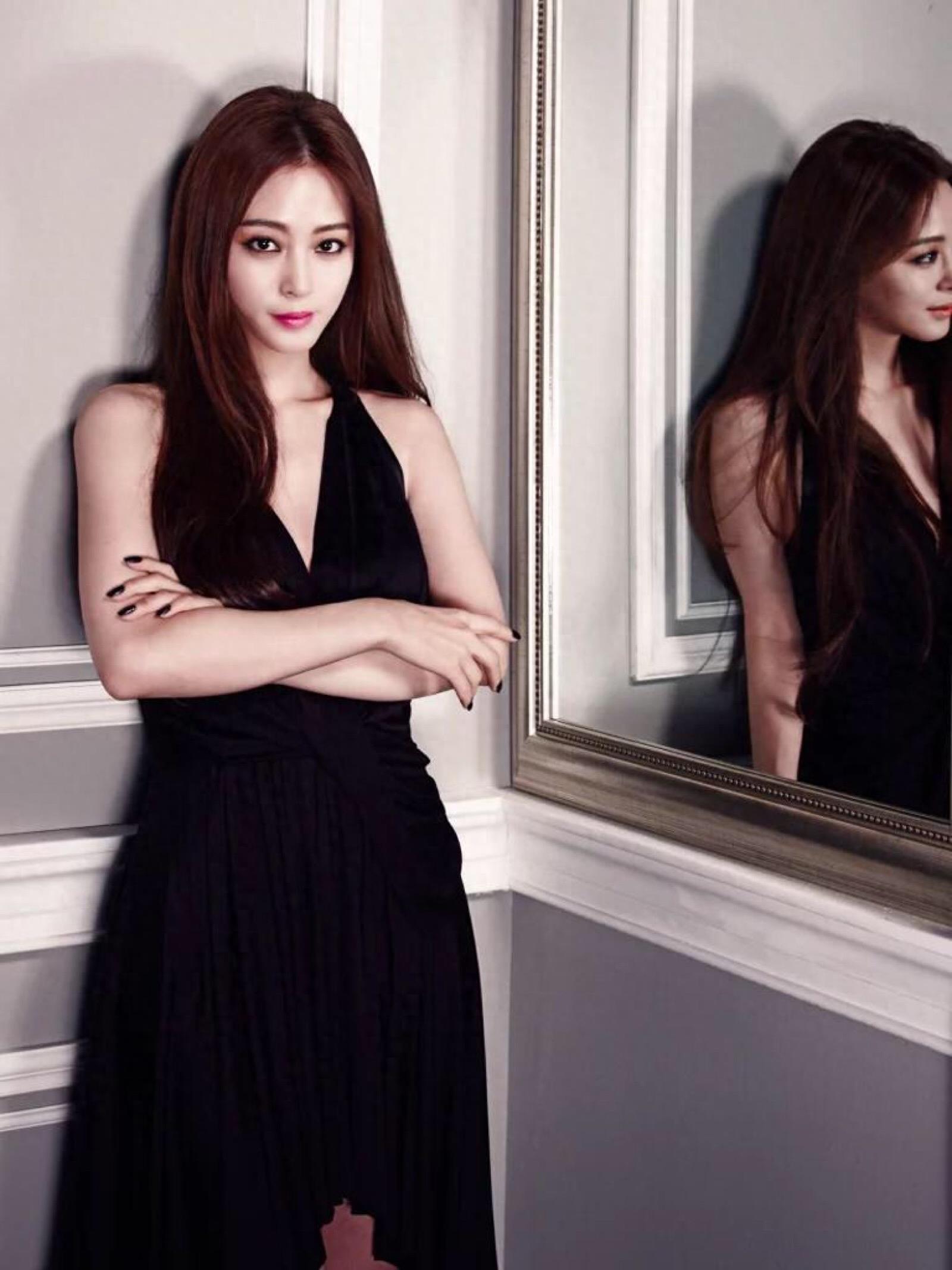 韩国美女明星韩艺瑟