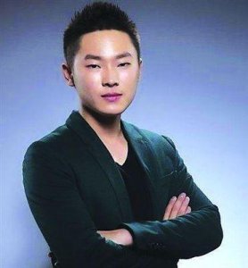 ​他是那英的徒弟，最受争议的好声音冠军，今天梁博26岁生日