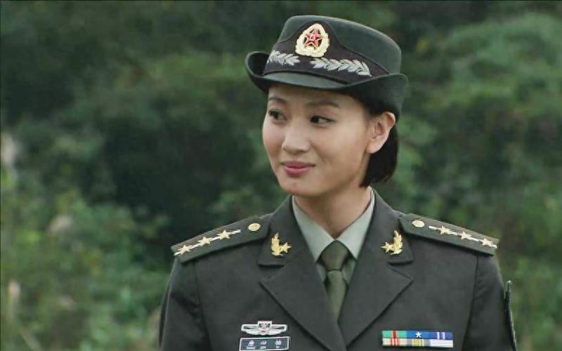 军装妹子侯梦莎称荧幕最美铁娘子 网曝丈夫竟是兰州人任柯诺