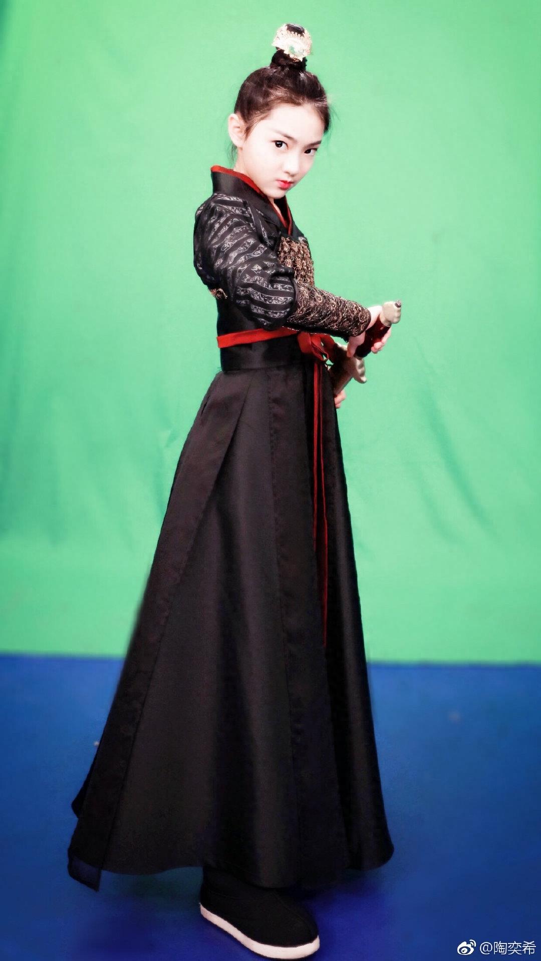 陶奕希:小小美人展露风采