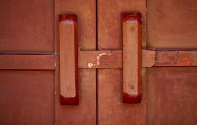 ​洛阳话：门插杵儿与门闩