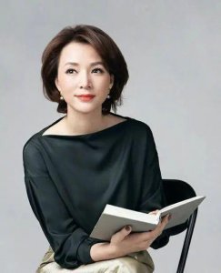 ​董卿道出离开春晚的真正原因！网友：期待你回来！