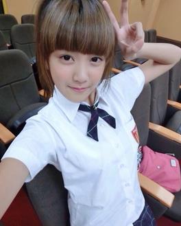 台湾最甜童星纪欣妤来啦,长相甜美,有着与生俱来的舞蹈天赋~~