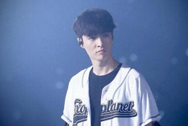 被韩国媒体骂:退出韩国,张艺兴回应,网友回复:太霸气!