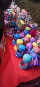 ​大街上扫二维码送气球、扫码送礼品怎么获得收益？怎么做？