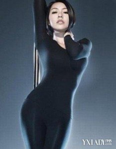 ​小s性感图片欣赏 晋升妈妈后照样性感撩人