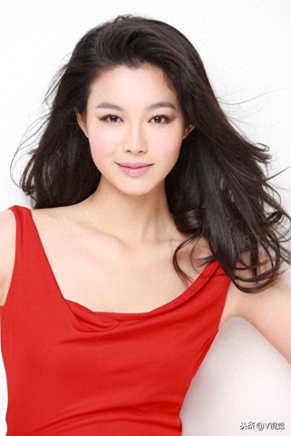 李小冉、于娜、宋佳、孙茜等人主演《逆水寒》