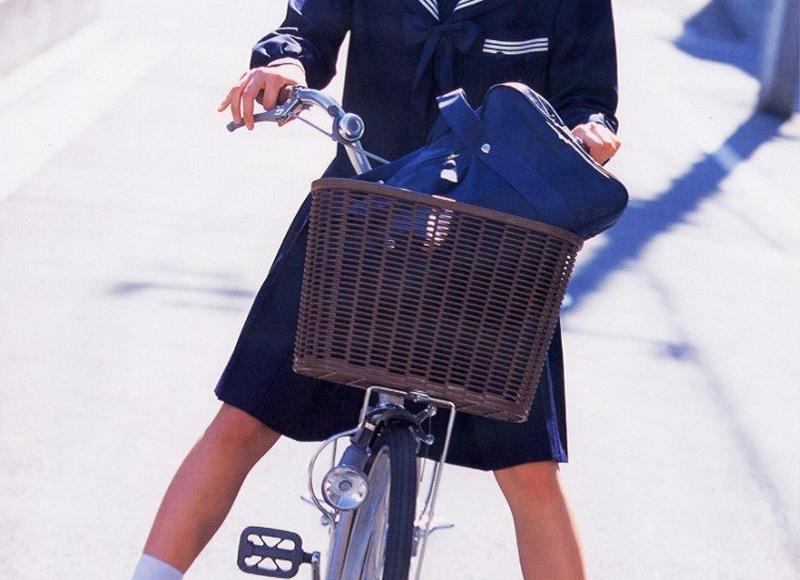 女生怎么向男生表白暗语(女生向男生表白暗语暗恋)