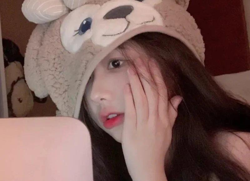  两个男生同时喜欢我选哪个结婚