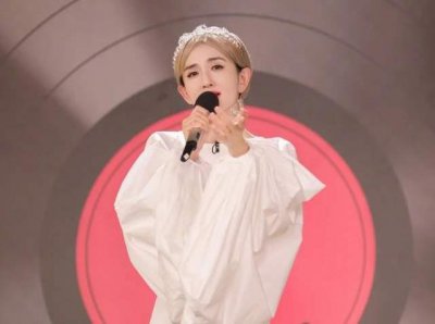 ​谢娜和刘烨相恋6年，被称为“金童玉女”，为何最后各生欢喜？