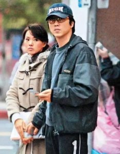 ​伊能静庾澄庆17岁儿子首度曝光，又酷又帅荷尔蒙满满