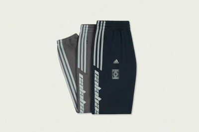 ​Kanye West x adidas「Calabasas」释出新款 Track Pants