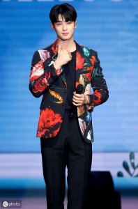 ​韩国男团ASTRO成员-车银优