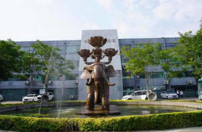 ​鹿泉：家门口的“798”