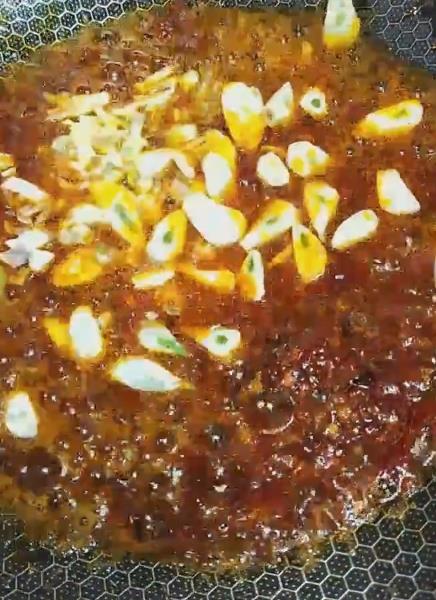 麻辣章鱼足教程，鲜香味美，一起学一下吧