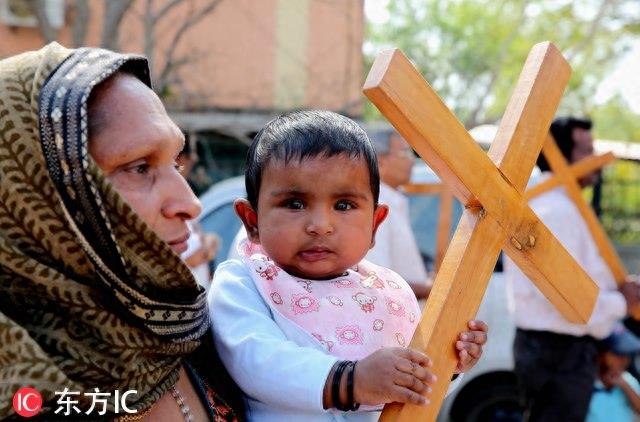 世界各地信徒纪念耶稣受难日