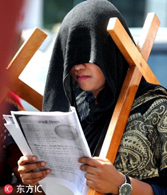 世界各地信徒纪念耶稣受难日