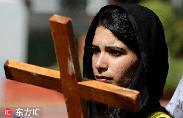 世界各地信徒纪念耶稣受难日