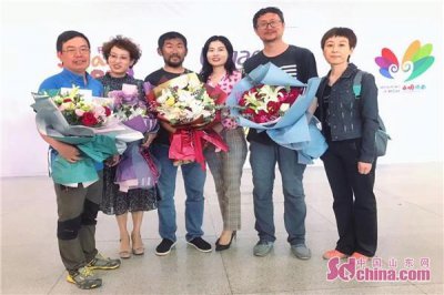 ​骄傲！致敬！淄博唐峰成功登顶珠峰