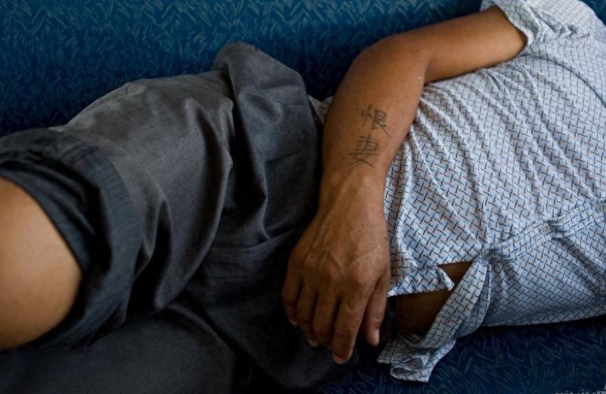 实拍绿皮火车上最真实的场景