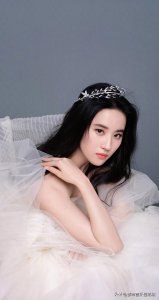 ​刘亦菲高清性感写真