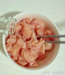 ​型男厨房-教你制作家庭版“土耳其烤肉拌饭”