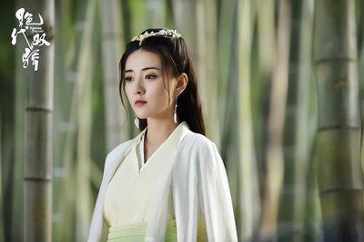 ​绝代双骄：秀外张三娘，深宫邀月色，感情的事原本就是勉强不得