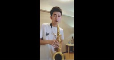 ​阿哲近日动态 王小源被IR公会冻结！大橙子曝小白龙出轨证据