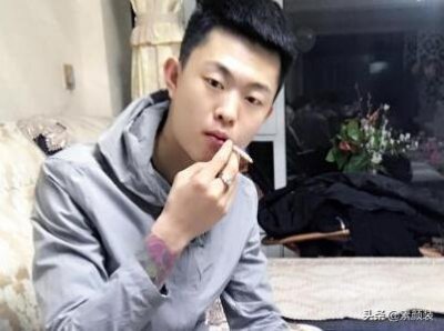 ​快手巴扎黑怎么火的？巴扎黑是混黑社会的吗？